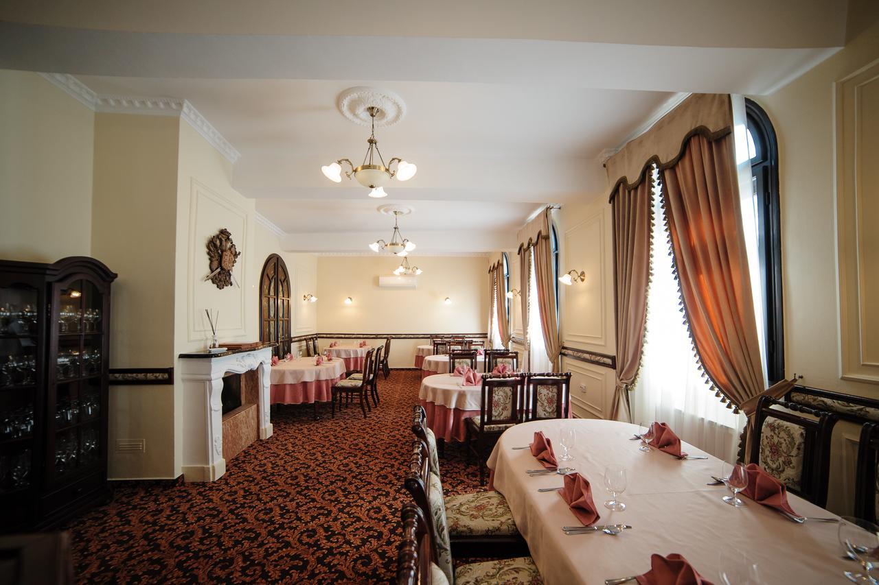 Hotel Gala Oradea Exterior foto